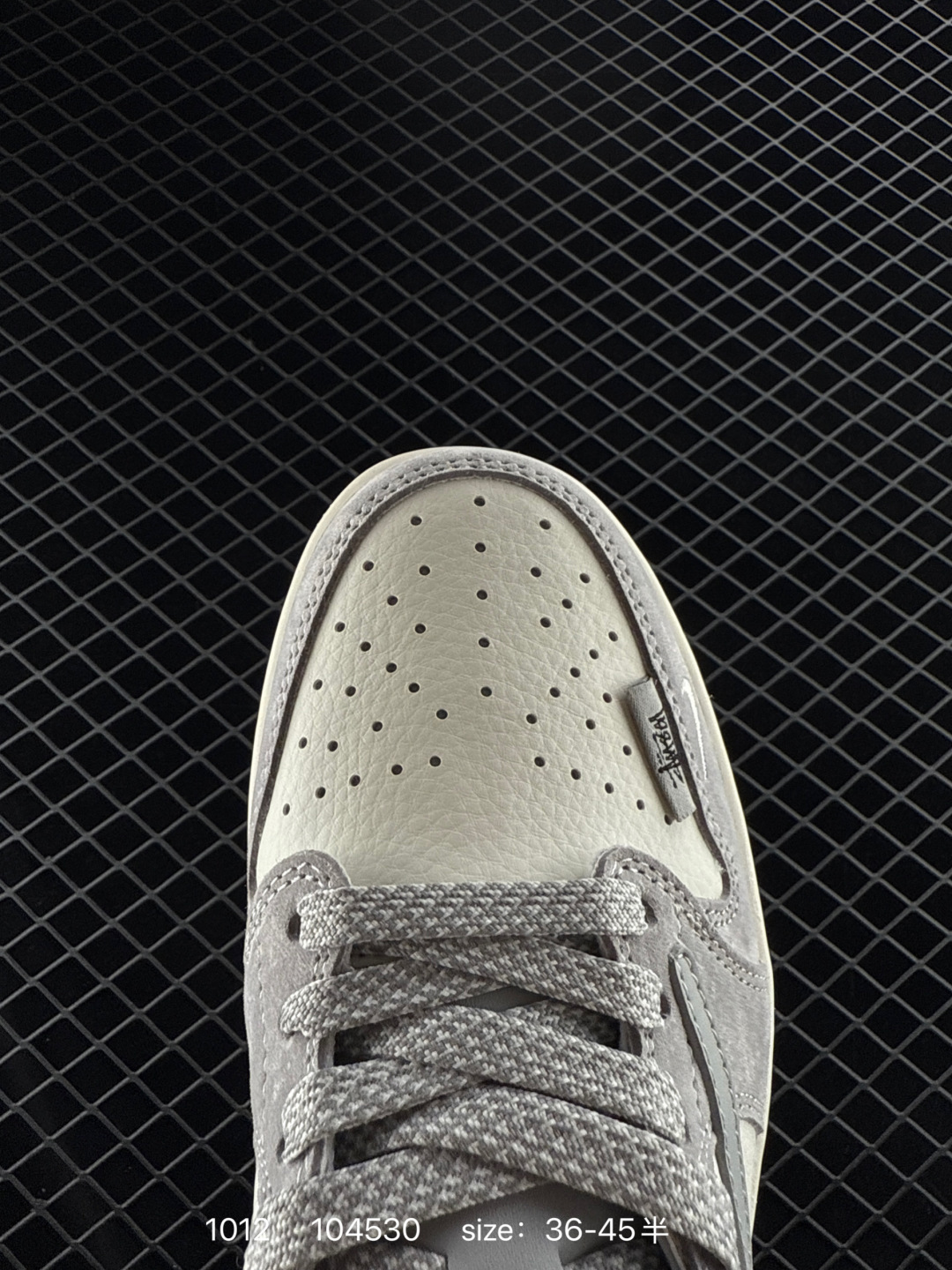 Travis Scott x Air Jordan 1 ” Reverse Mocha “